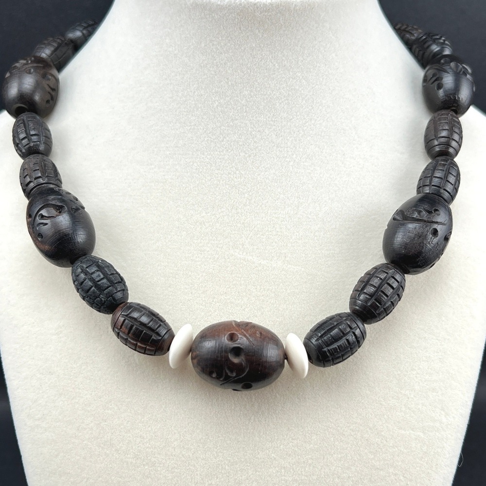 Vintage Beaded Necklace Hand Carved Wood Brown Tribal Boho 17"‎